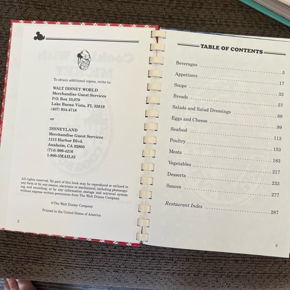 Cooking with Mickey Gourmet Cookbook Volume II - Picture 3 of 3